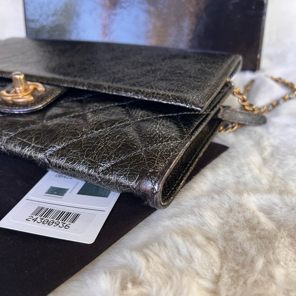 🔥RARE CHANEL METALIC CRACKLED CHAIN CLUTCH,CROSSBODY BAG - Picture 5 of 15